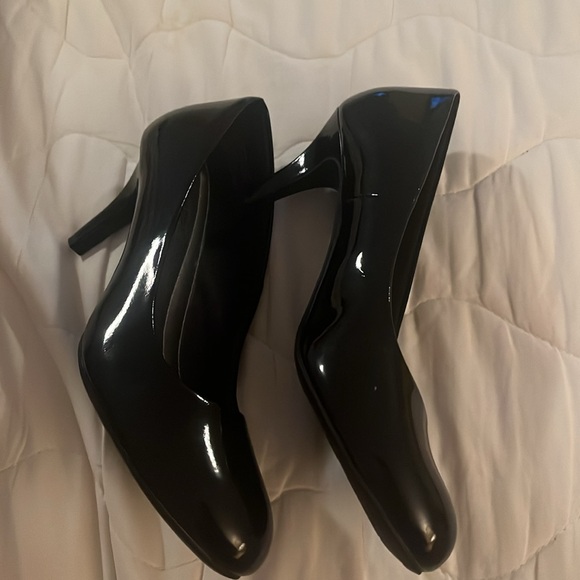 Patent Leather Comfort Plus, by predictions. - Picture 3 of 6